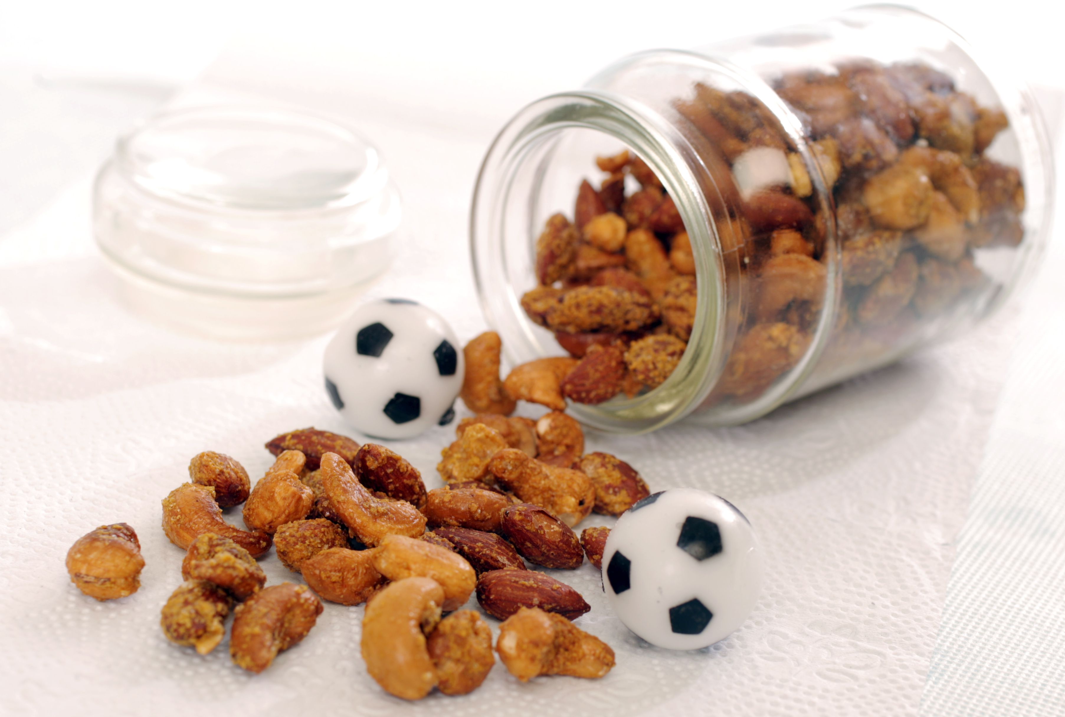 Spiced Almonds and Cashew Nuts