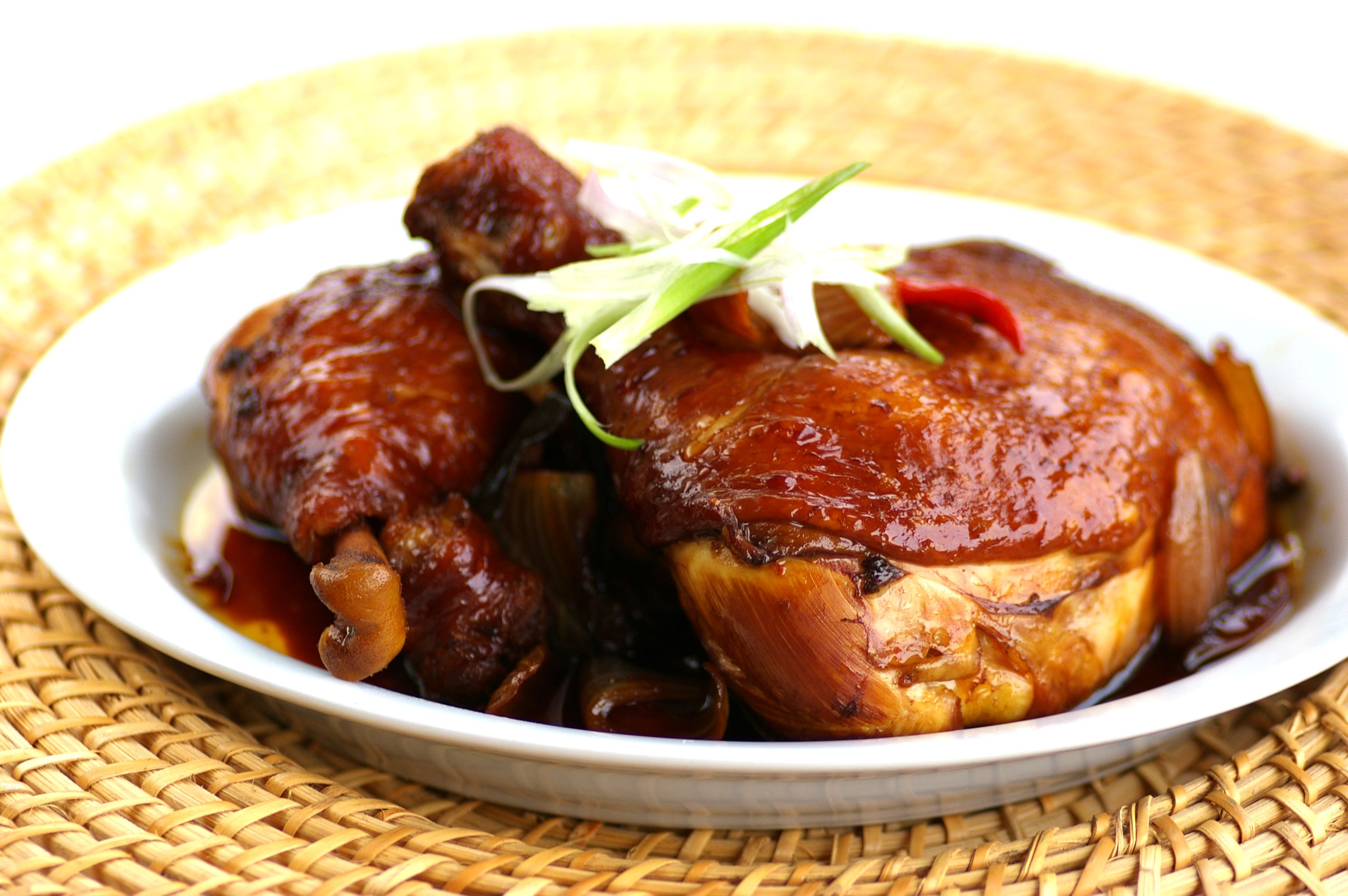 Chicken with Kicap Manis in Fragrant Spicy Sauce