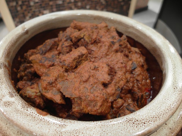 The Rendang Paru dan Hati has a chewy texture and is cooked in a creamy, spicy sauce.
