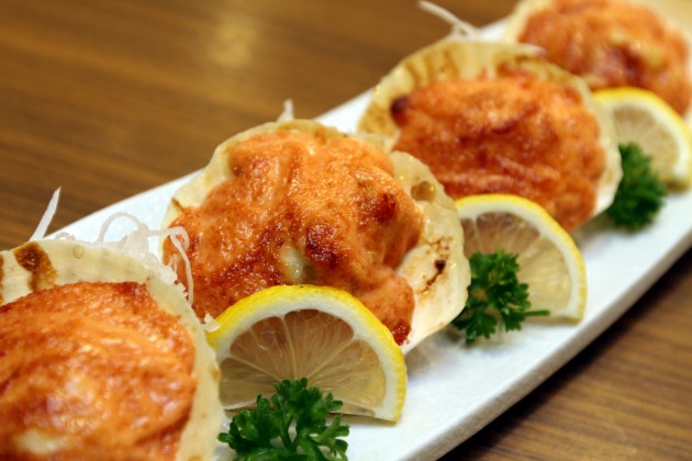 Hotate Mentaiyaki is a special dish with succulent scallops grilled to perfection and topped with creamy codfish roe mayonnaise.