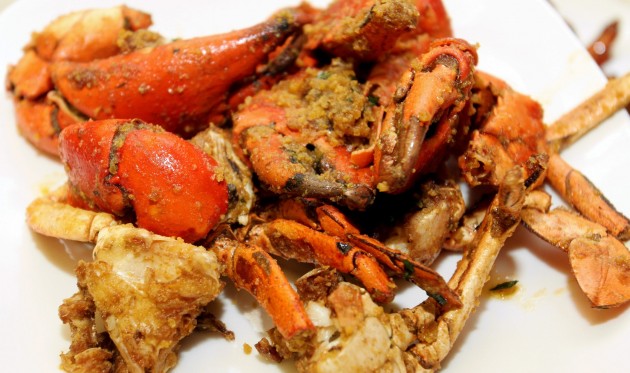 Wok-fried Meat Crab with Salted Egg.