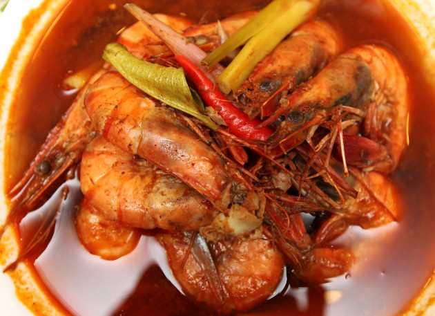 Hot and spicy prawn soup.