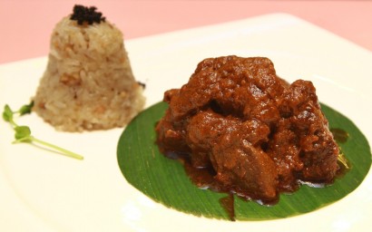 The tender braised curry beef shank served with glutinous rice topped with a pinch of caviar.