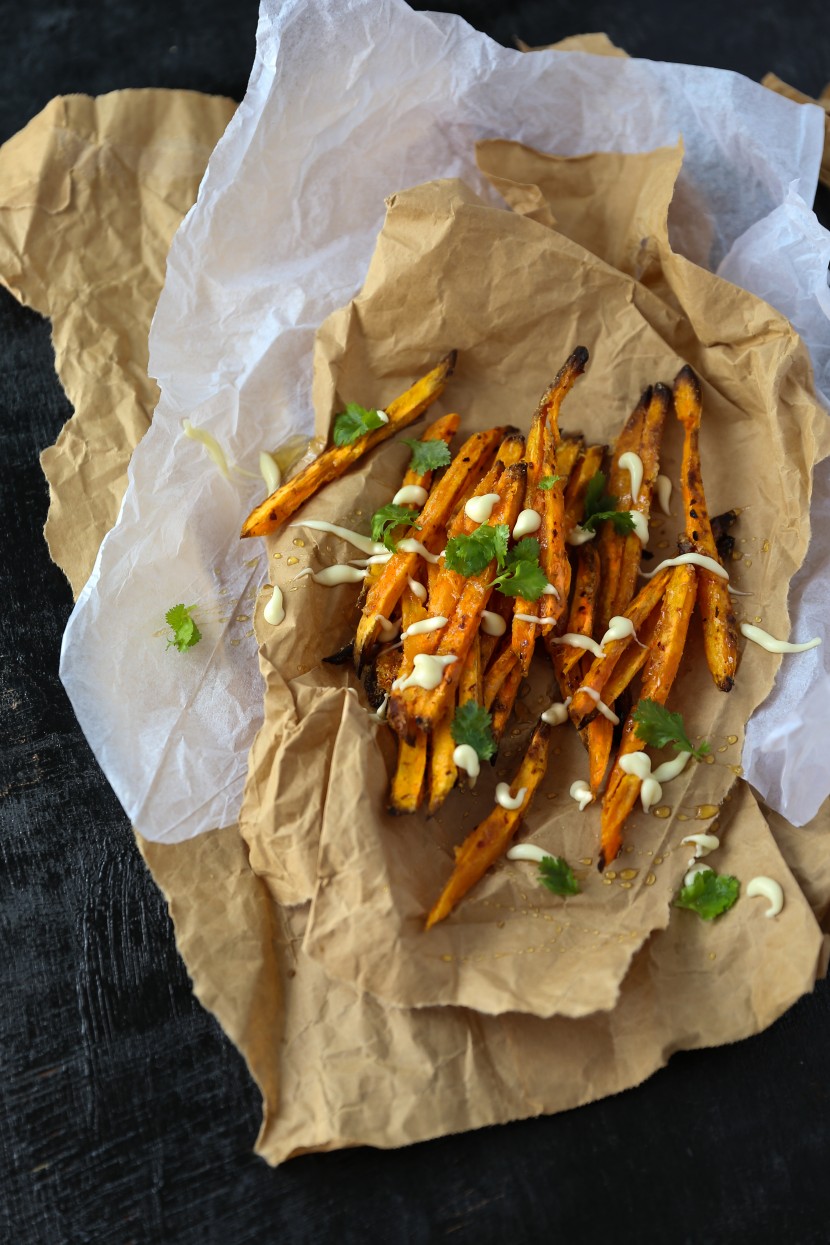 Sweet potato fries with drizzles