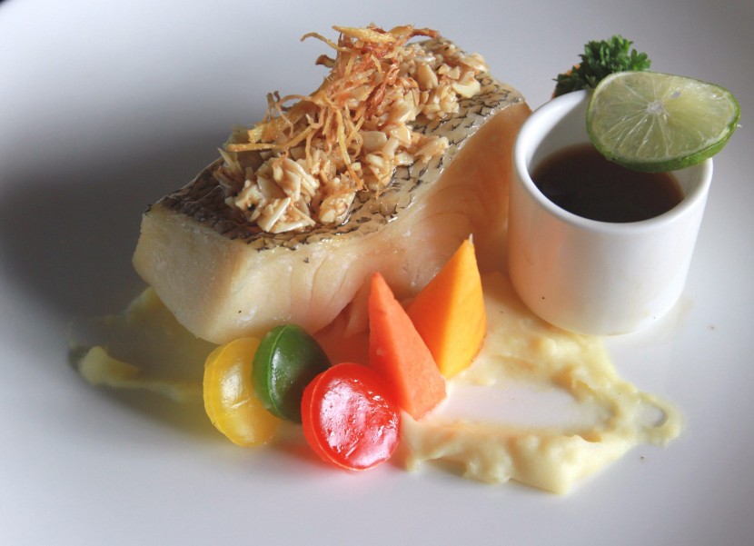 Steamed Cod with Almond.