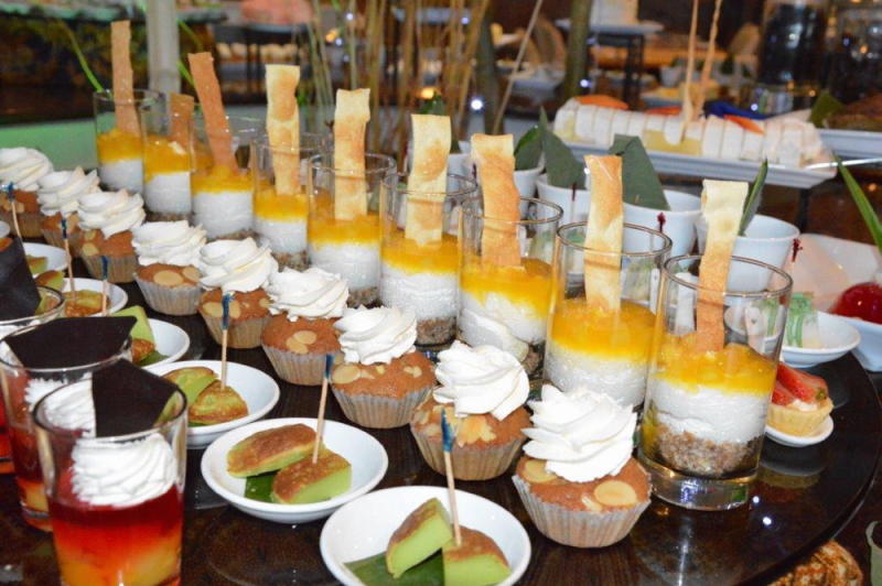 Some of the desserts and pastries available for diners to enjoy.