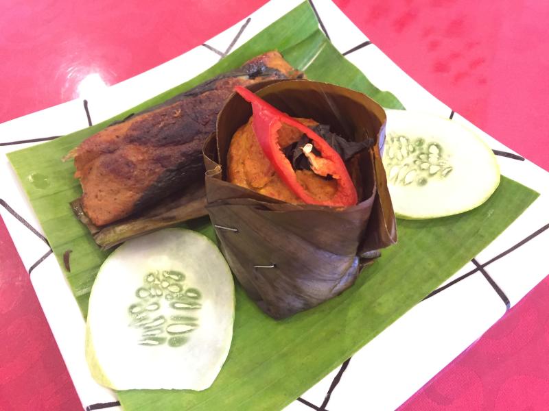 Some of the dishes that diners should try are the grilled otak-otak and steamed otak-otak.