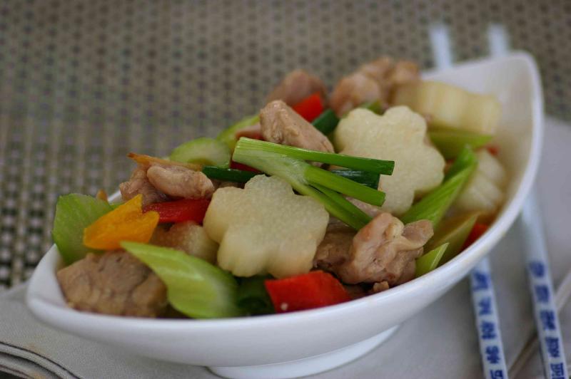 Stir-fried Huai Shan with Chicken and Mixed Vegetables