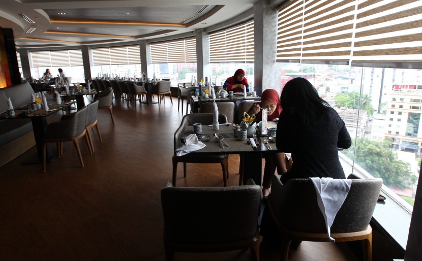 Diners can enjoy the view of the KL skyline while dining on the dishes from the buffet.